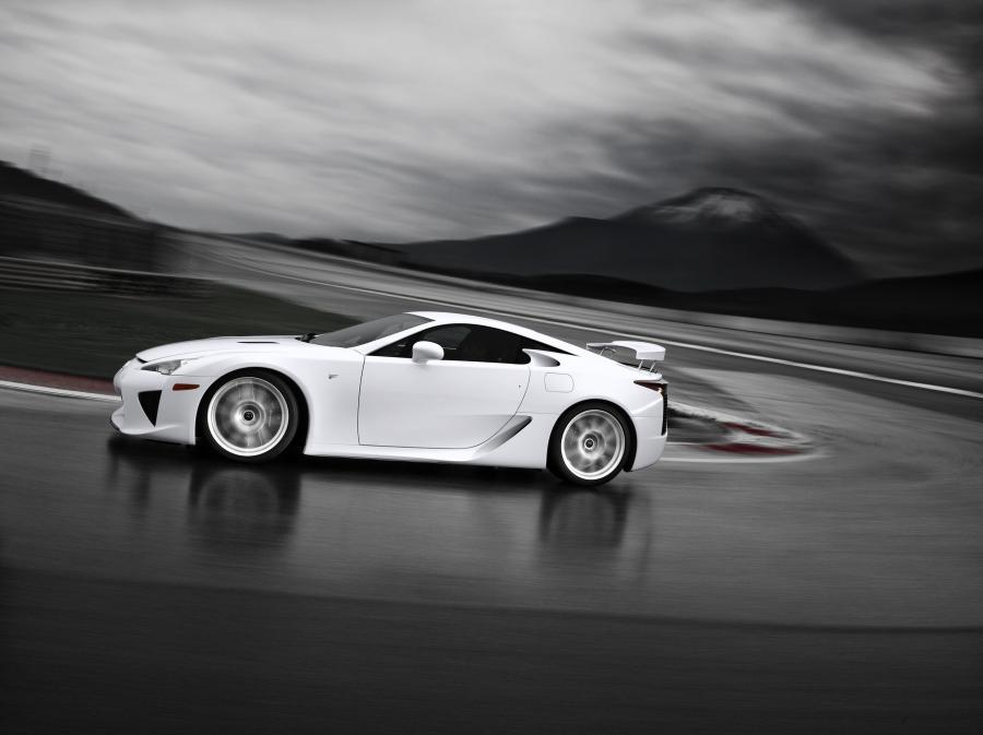  Lexus LF-A 2010 года  (фото 69 из 213)